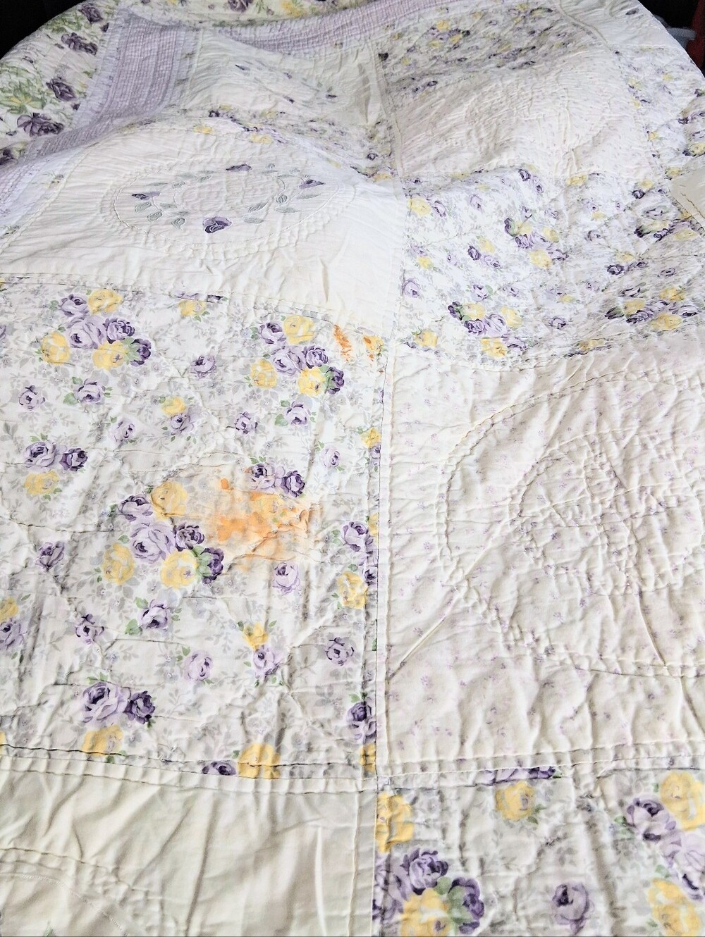 Floral "102" X 90" Vintage Shabby Chic Lavender and Yellow Geometric Quilt - Picture 12 of 16